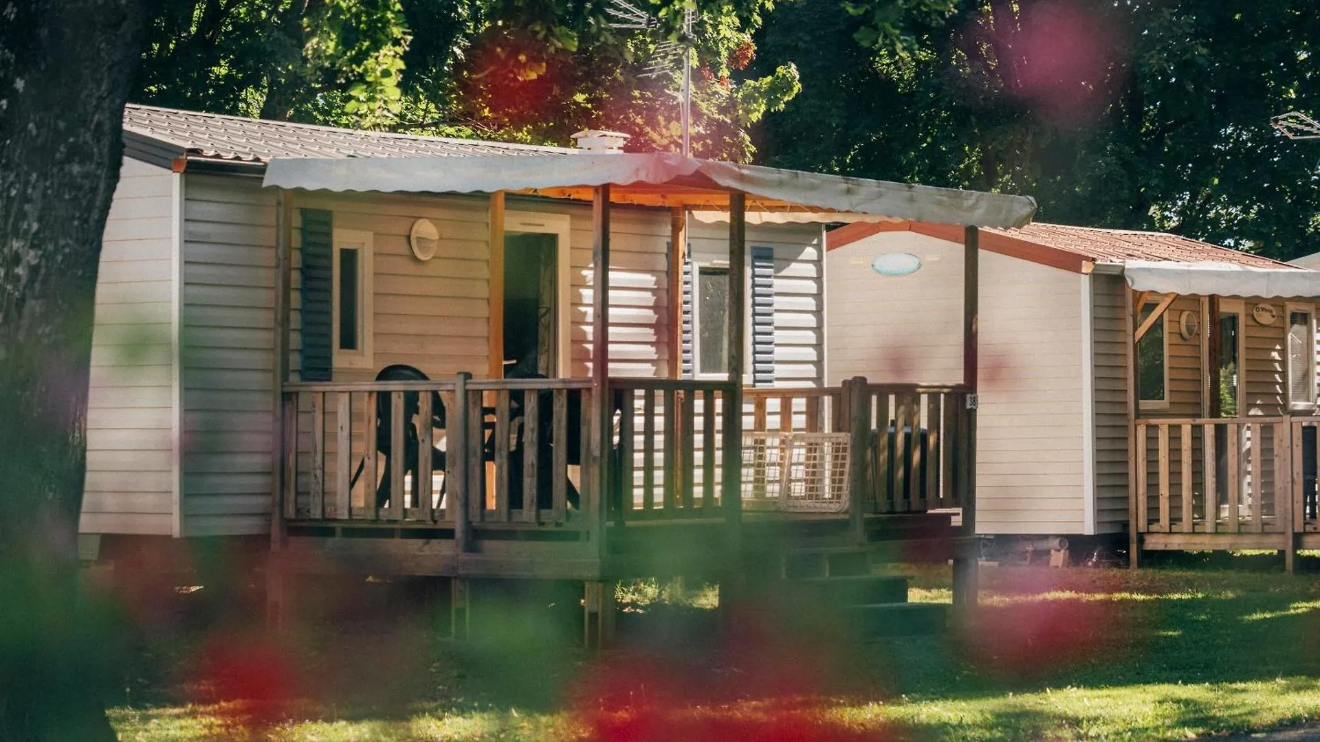 Campsite Camping Intercommunal De Beaurepaire Beaurepaire